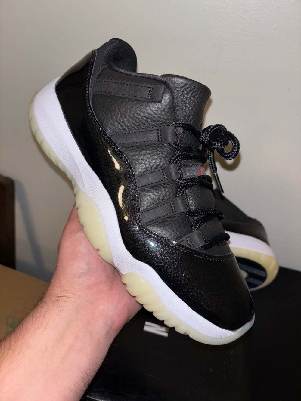 Air Jordan 11 Retro Low '72-10' (AV2187-001)